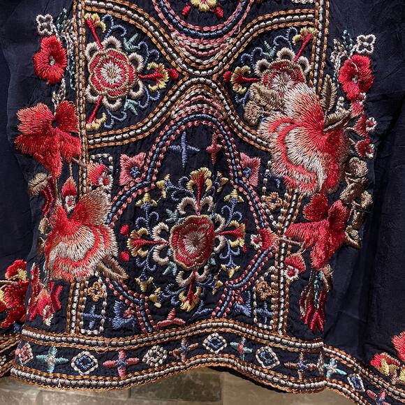Johnny Was Embroidered Tunic | Navy Boho Folk Top, Romantic Kimono Sleeves Rayon - Picture 10 of 11